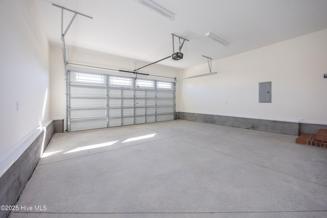 103 Sunny Acres Lane, Clinton, NC 28328