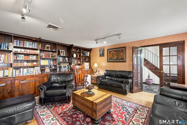 52 Upper Reservoir Road, New Milford, CT 06776