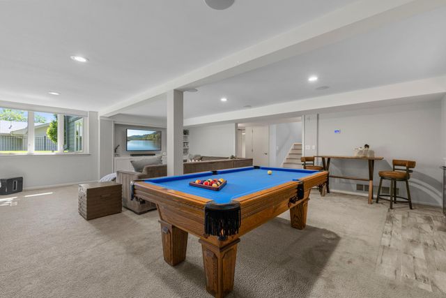 6612 Dovre Drive, Edina, MN 55436