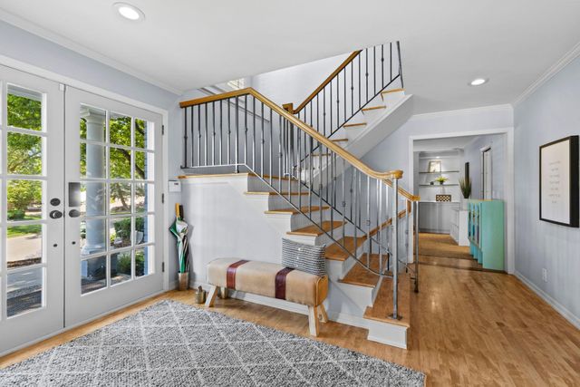 6612 Dovre Drive, Edina, MN 55436