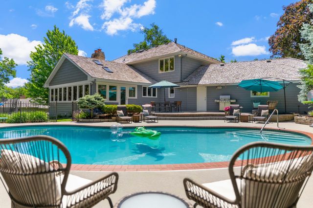 6612 Dovre Drive, Edina, MN 55436