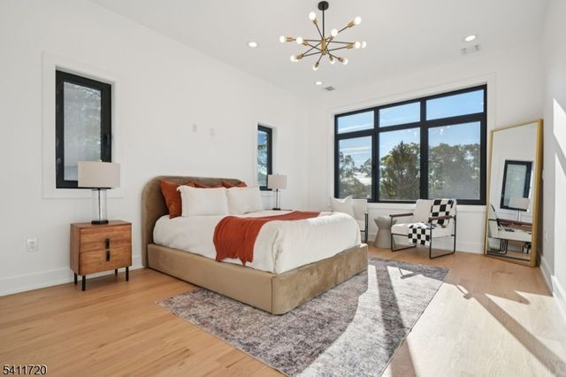 8 FORDHAM ROAD, Livingston Twp., NJ 07039