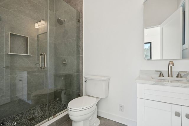 8 FORDHAM ROAD, Livingston Twp., NJ 07039