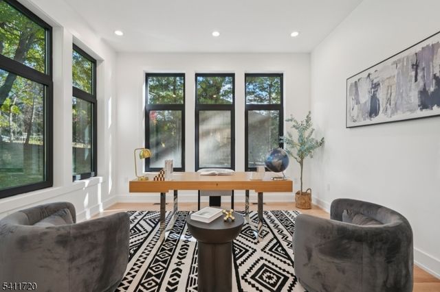 8 FORDHAM ROAD, Livingston Twp., NJ 07039