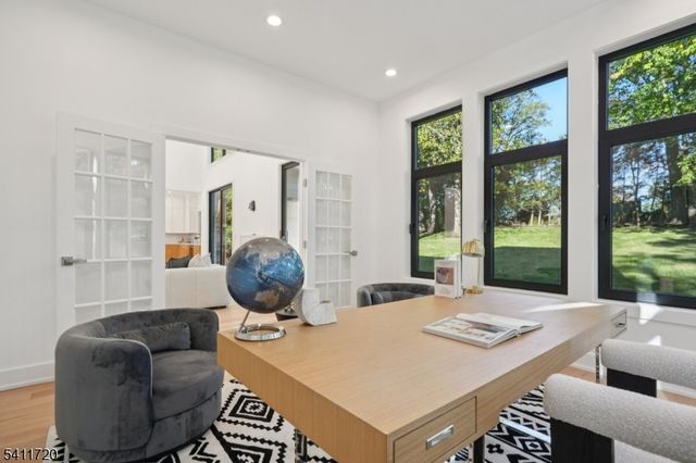 8 FORDHAM ROAD, Livingston Twp., NJ 07039