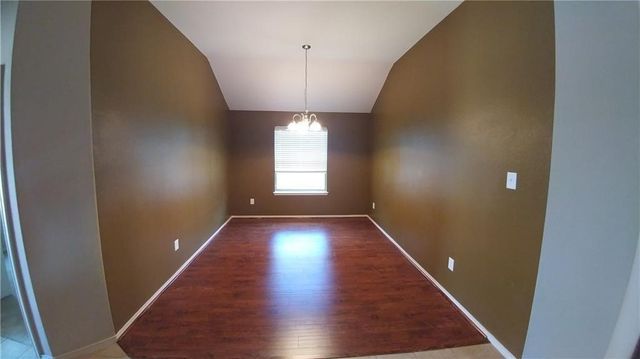 8512 Minturn Drive, Fort Worth, TX 76131