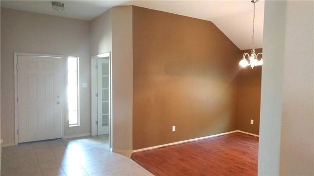 8512 Minturn Drive, Fort Worth, TX 76131