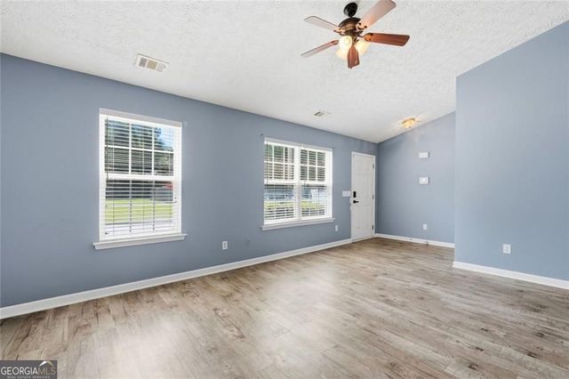 203 Oak Grove Lane, Acworth, GA 30102