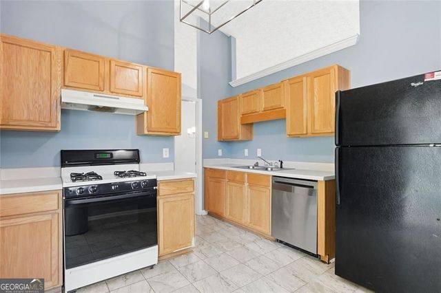 203 Oak Grove Lane, Acworth, GA 30102