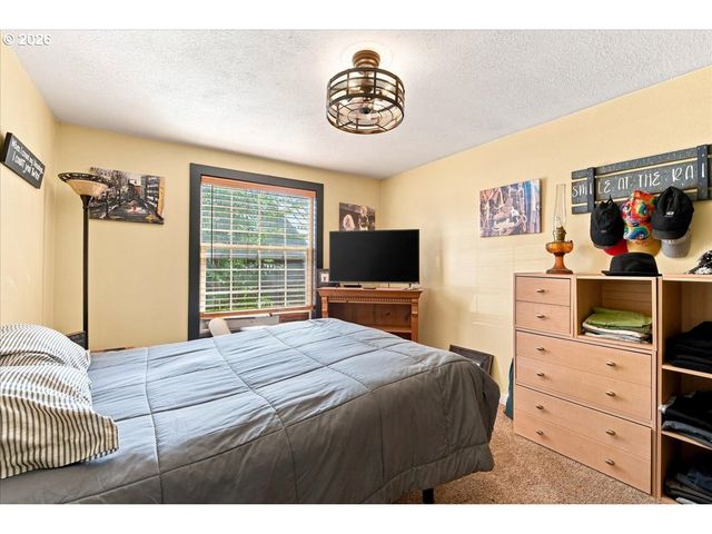 217 Nw 44TH St, Vancouver, WA 98660