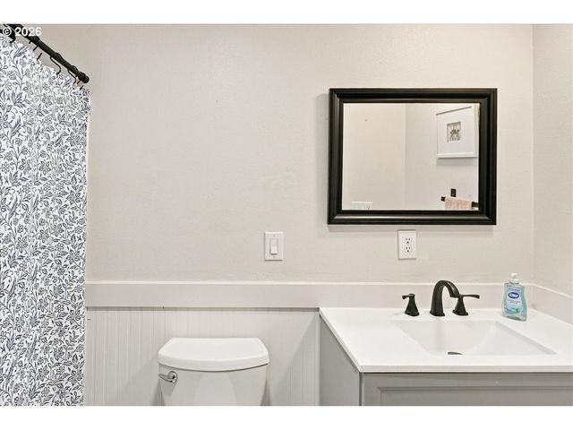 217 Nw 44TH St, Vancouver, WA 98660
