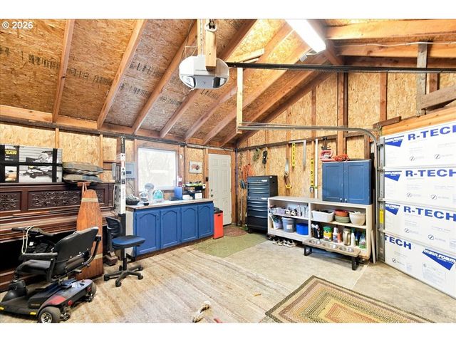 217 Nw 44TH St, Vancouver, WA 98660
