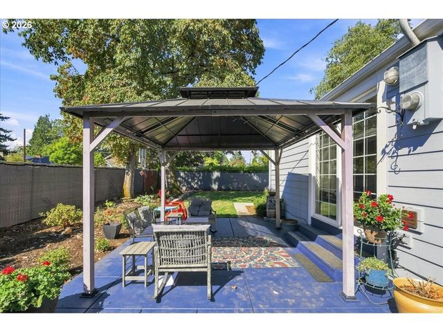 217 Nw 44TH St, Vancouver, WA 98660