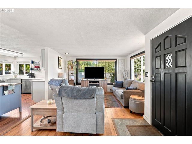 217 Nw 44TH St, Vancouver, WA 98660