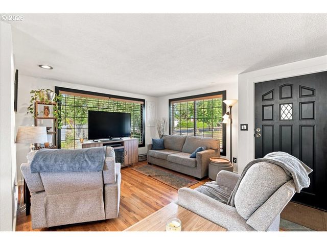 217 Nw 44TH St, Vancouver, WA 98660