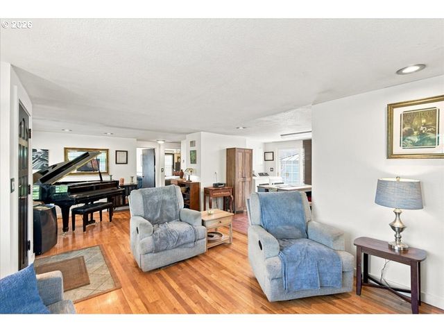 217 Nw 44TH St, Vancouver, WA 98660