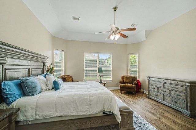 296 Westwood Drive Drive, League City, TX 77573