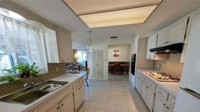 11093 57TH TERRACE, Seminole, FL 33772