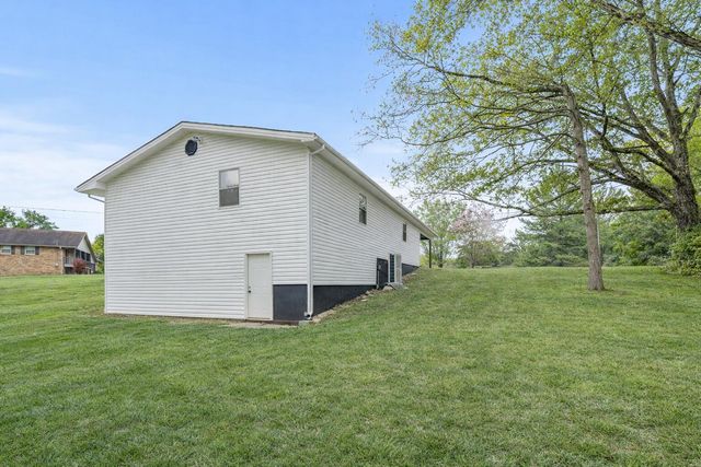 306 Allen Drive, Stanton, KY 40380