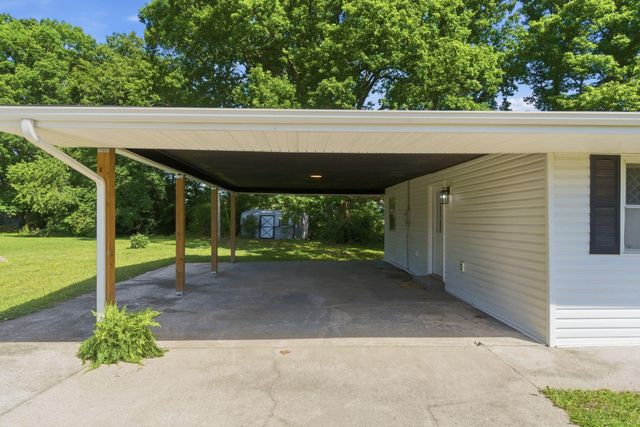 306 Allen Drive, Stanton, KY 40380