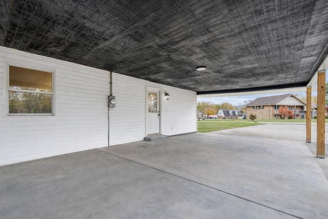 306 Allen Drive, Stanton, KY 40380