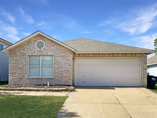 10112 Chapel Glen Terrace, Fort Worth, TX 76116