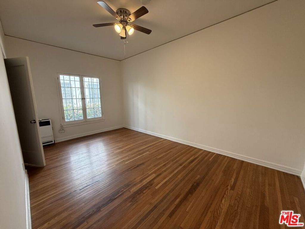 314 N Genesee Avenue, Los Angeles, CA 90036 — photo 4