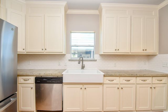 1307 Walton Street, Houston, TX 77009