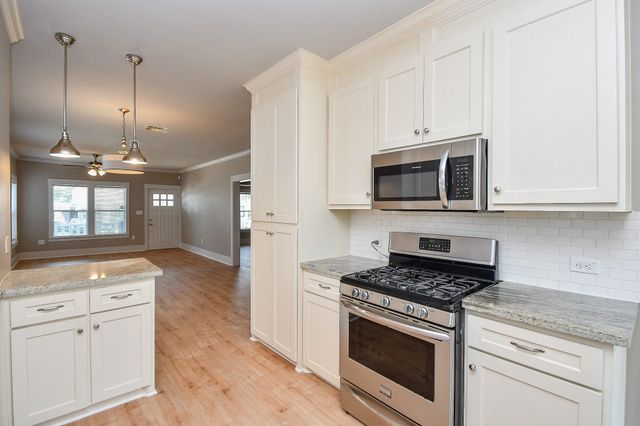 1307 Walton Street, Houston, TX 77009
