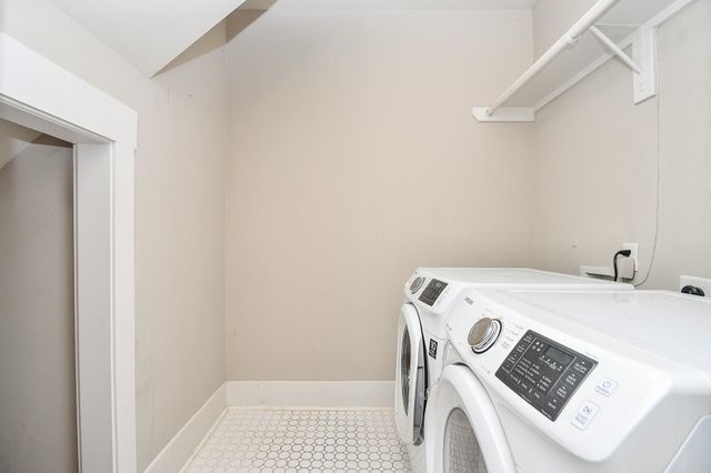 1307 Walton Street, Houston, TX 77009