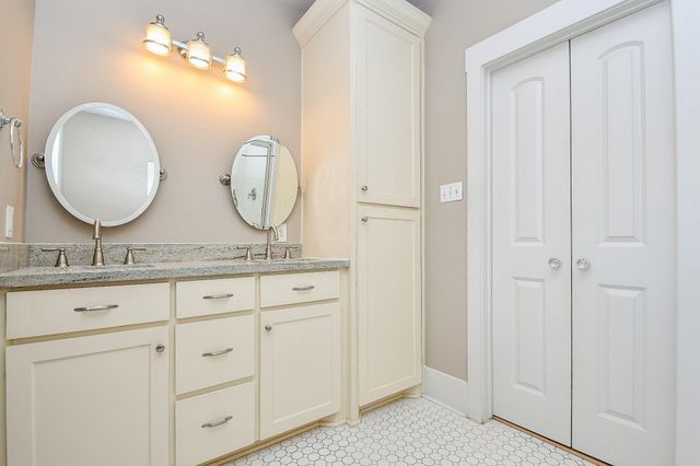 1307 Walton Street, Houston, TX 77009