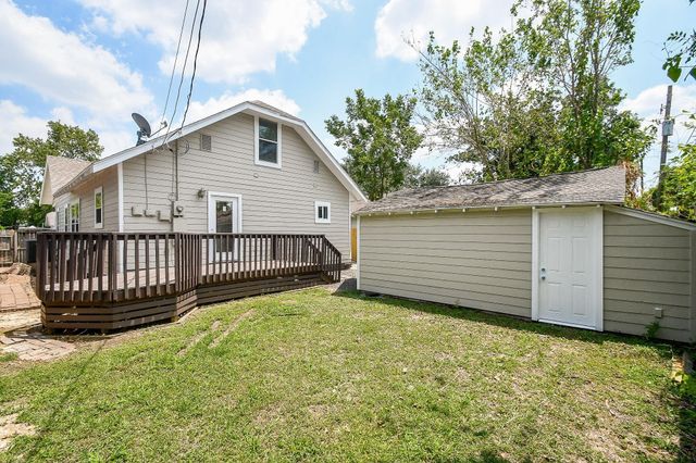 1307 Walton Street, Houston, TX 77009