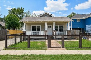 1307 Walton Street, Houston, TX 77009