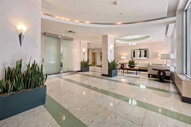 3801 S Ocean Drive 15K, Hollywood, FL 33019