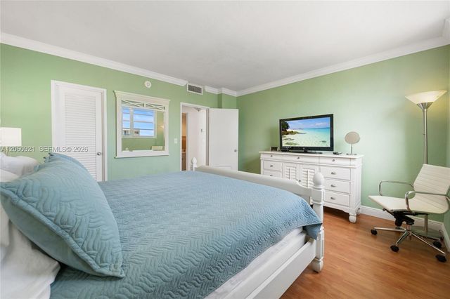 3801 S Ocean Drive 15K, Hollywood, FL 33019