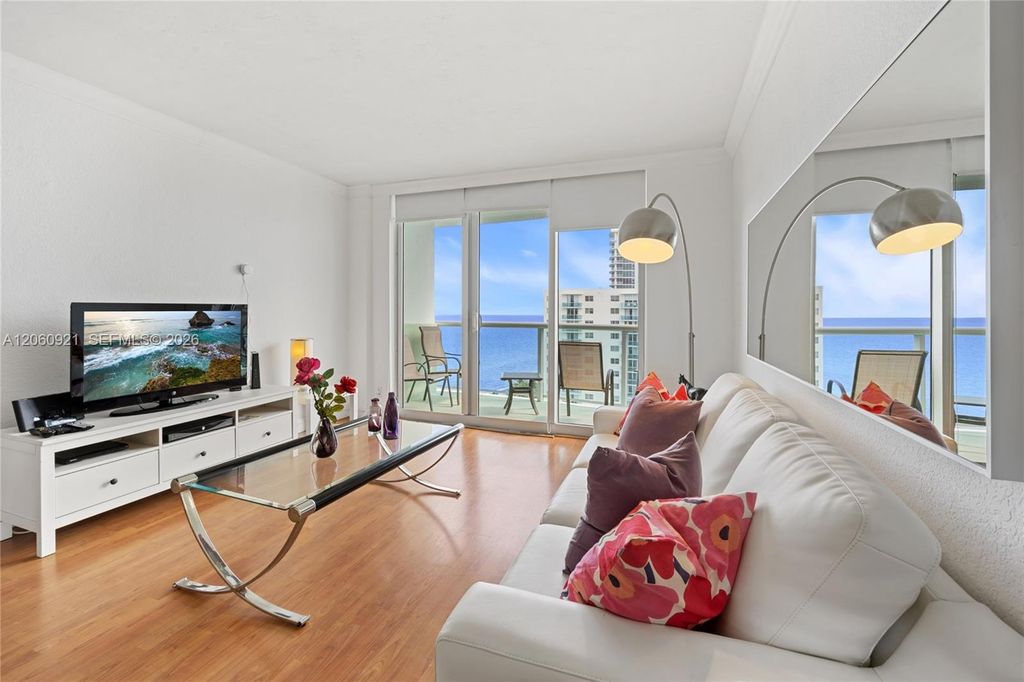 3801 S Ocean Drive 15K, Hollywood, FL 33019