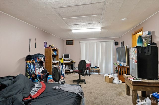9035 Forrestal Lane, Moses Lake, WA 98837