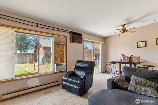9035 Forrestal Lane, Moses Lake, WA 98837