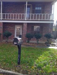 820 Sussex Place, B, Ridgeland, MS 39157