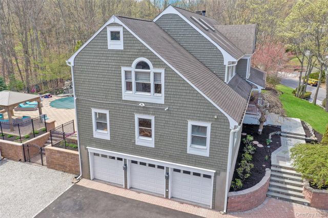 1 Jefferson Landing Circle, Port Jefferson, NY 11777