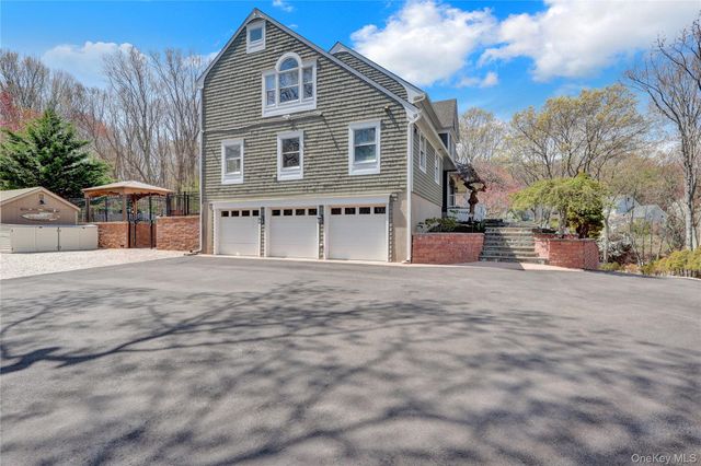1 Jefferson Landing Circle, Port Jefferson, NY 11777