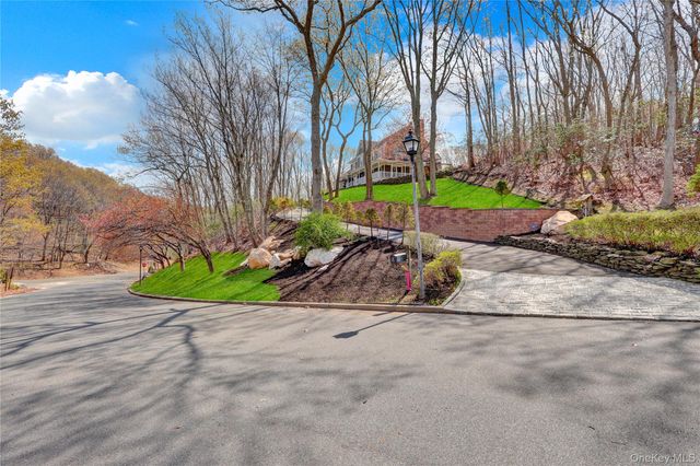 1 Jefferson Landing Circle, Port Jefferson, NY 11777
