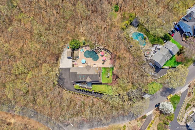1 Jefferson Landing Circle, Port Jefferson, NY 11777