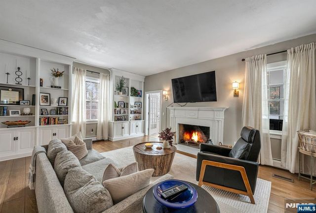 215 Brinckerhoff Court, Englewood, NJ 07631