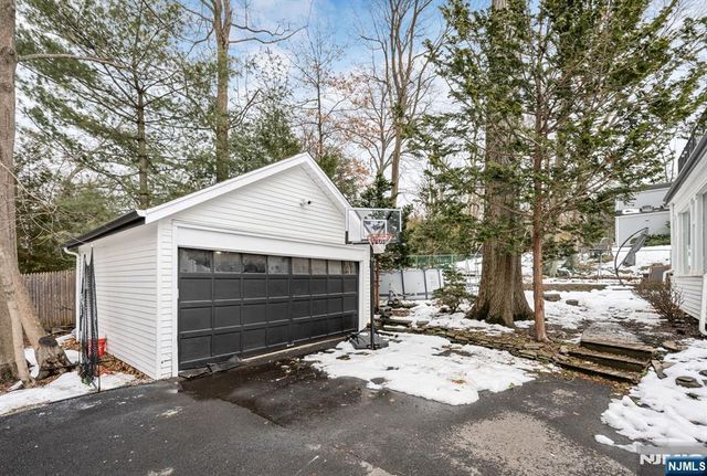 215 Brinckerhoff Court, Englewood, NJ 07631