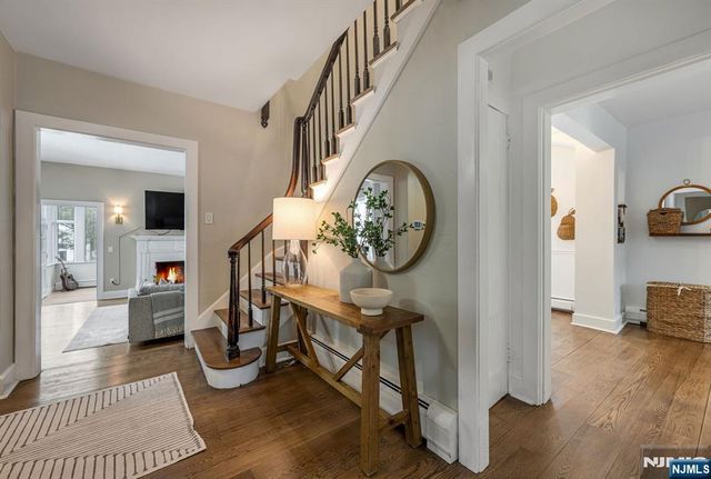 215 Brinckerhoff Court, Englewood, NJ 07631