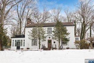 215 Brinckerhoff Court, Englewood, NJ 07631