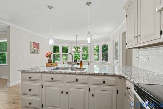 4301 Briarwick Dr, North Chesterfield, VA 23236