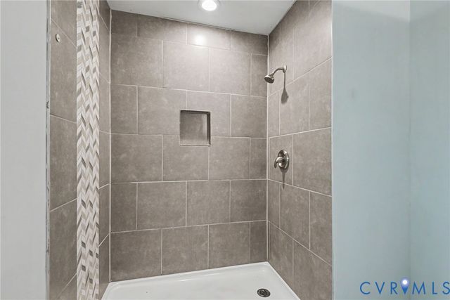 4301 Briarwick Dr, North Chesterfield, VA 23236