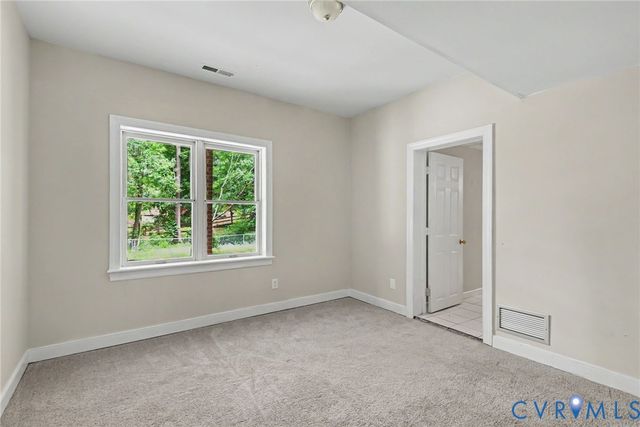 4301 Briarwick Dr, North Chesterfield, VA 23236
